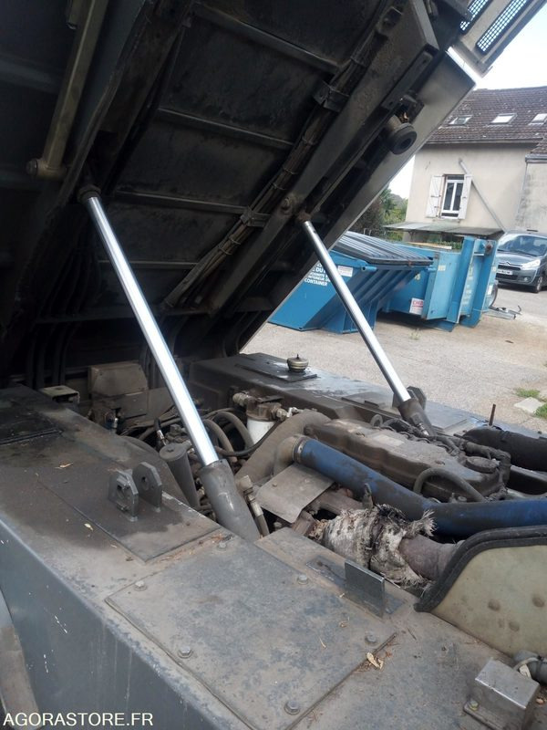 BALAYEUSE RAVO 5 SERIES 540 XL95FCH4CD1020902 - Spazzatrice stradale: foto 5 BALAYEUSE RAVO 5 SERIES 540 XL95FCH4CD1020902 - Spazzatrice stradale: foto 5