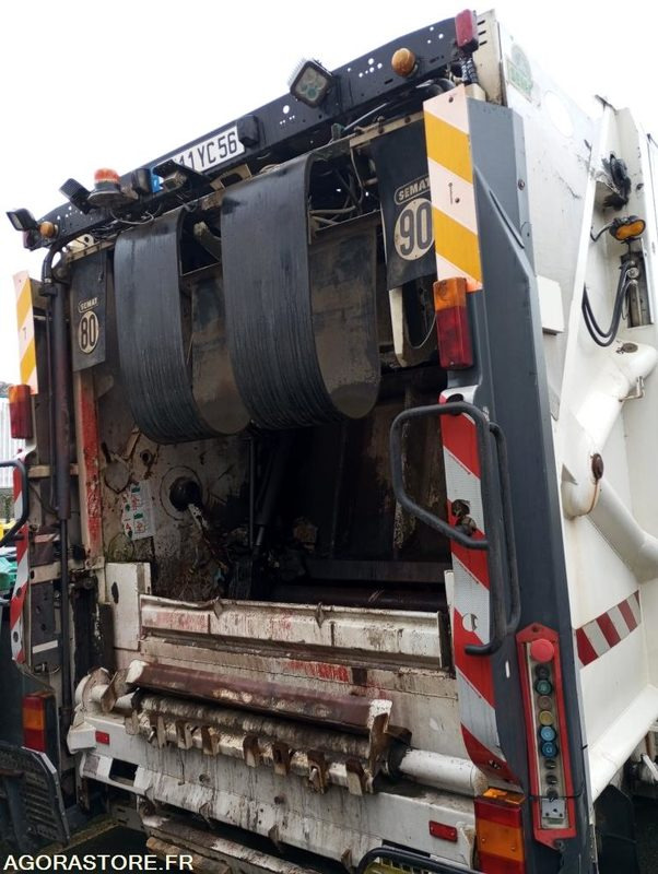 BOM DAF 566139kms 2005 - Camion immondizia: foto 2 BOM DAF 566139kms 2005 - Camion immondizia: foto 2