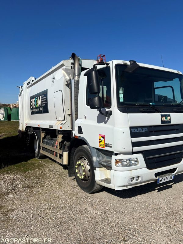 BOM DAF CF75 - 28/12/2010 - 330000kms - Camion immondizia: foto 4 BOM DAF CF75 - 28/12/2010 - 330000kms - Camion immondizia: foto 4