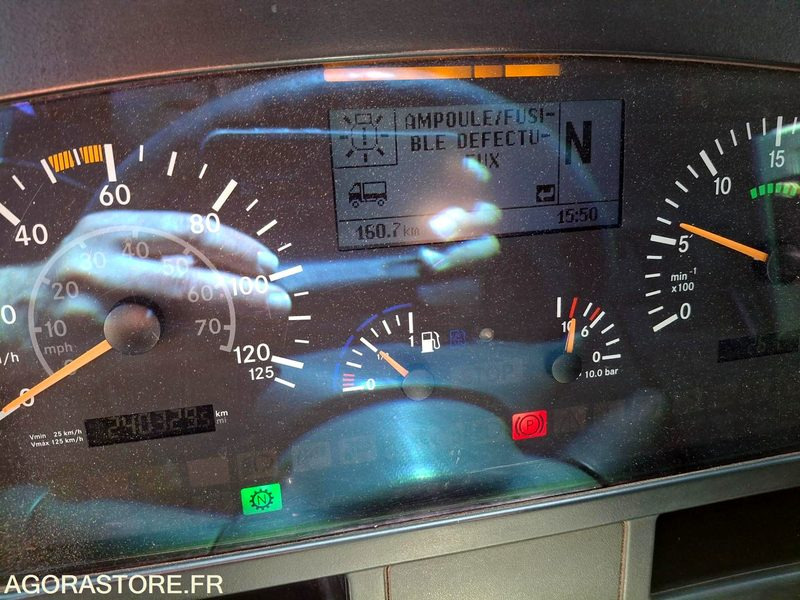 BOM Mercedes Econic 2013 240330 kms - CX-136-DD - Camion immondizia: foto 4 BOM Mercedes Econic 2013 240330 kms - CX-136-DD - Camion immondizia: foto 4