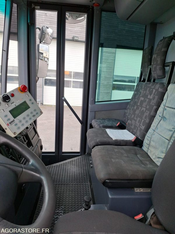 BOM Mercedes Econic 292045 kms 2013 - CW-067-TW - Camion immondizia: foto 5 BOM Mercedes Econic 292045 kms 2013 - CW-067-TW - Camion immondizia: foto 5