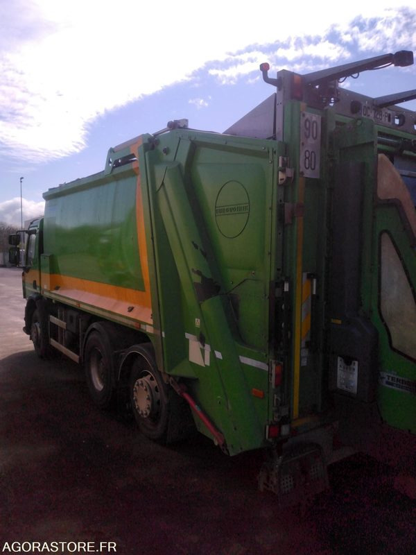 Benne à ordures ménagères Renault Eurovoirie Terberg - Camion immondizia: foto 5 Benne à ordures ménagères Renault Eurovoirie Terberg - Camion immondizia: foto 5