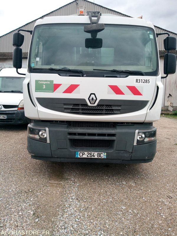 Bom Renault 320DXI - Camion immondizia: foto 1 Bom Renault 320DXI - Camion immondizia: foto 1