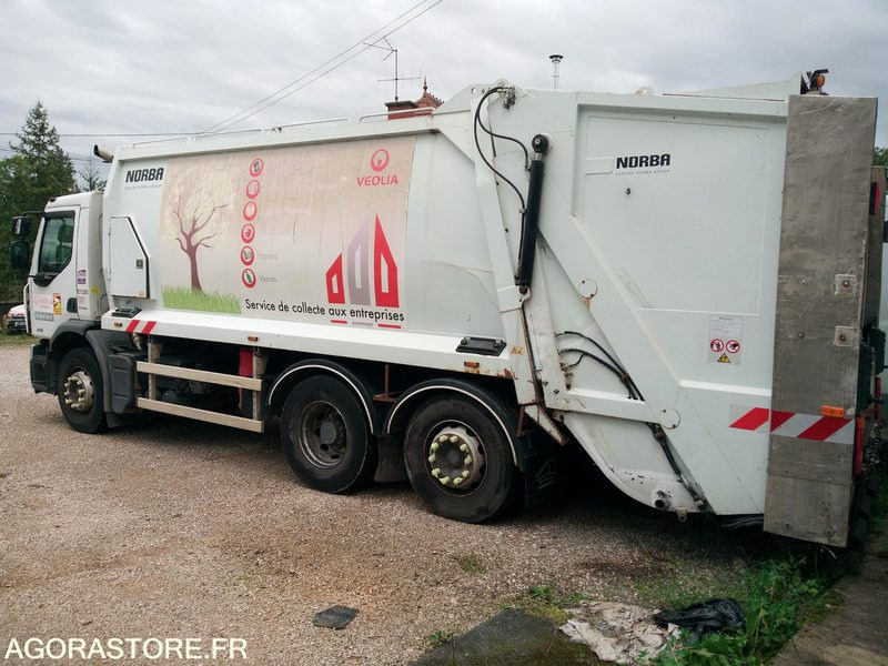 Bom Renault 320DXI - Camion immondizia: foto 3 Bom Renault 320DXI - Camion immondizia: foto 3