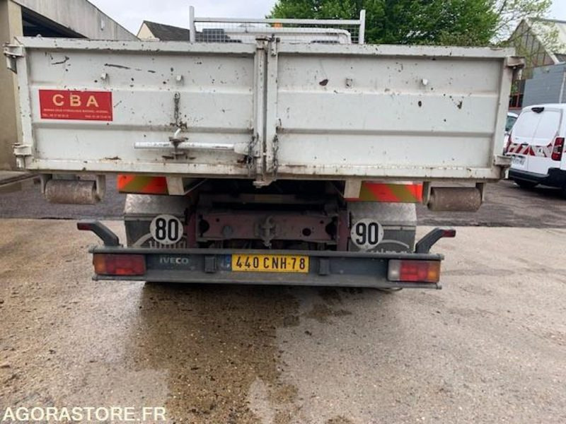 CAMION IVECO AMPLIROLL 65 E 13 TIPPER - Autocarro ribaltabile: foto 4 CAMION IVECO AMPLIROLL 65 E 13 TIPPER - Autocarro ribaltabile: foto 4