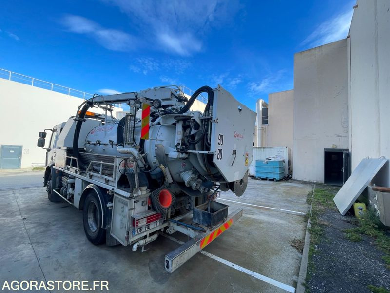 CAMION RENAULT19 HYDROCURER HUWER - 2018 / 341 258 KM - Autospurgo: foto 4 CAMION RENAULT19 HYDROCURER HUWER - 2018 / 341 258 KM - Autospurgo: foto 4