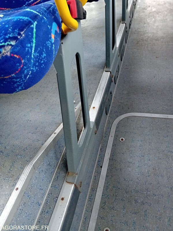 CAR SCOLAIRE MERCEDES INTOURO N°11426/395 MEC 2009 435000KM AH-538-LV - Scuolabus: foto 5 CAR SCOLAIRE MERCEDES INTOURO N°11426/395 MEC 2009 435000KM AH-538-LV - Scuolabus: foto 5