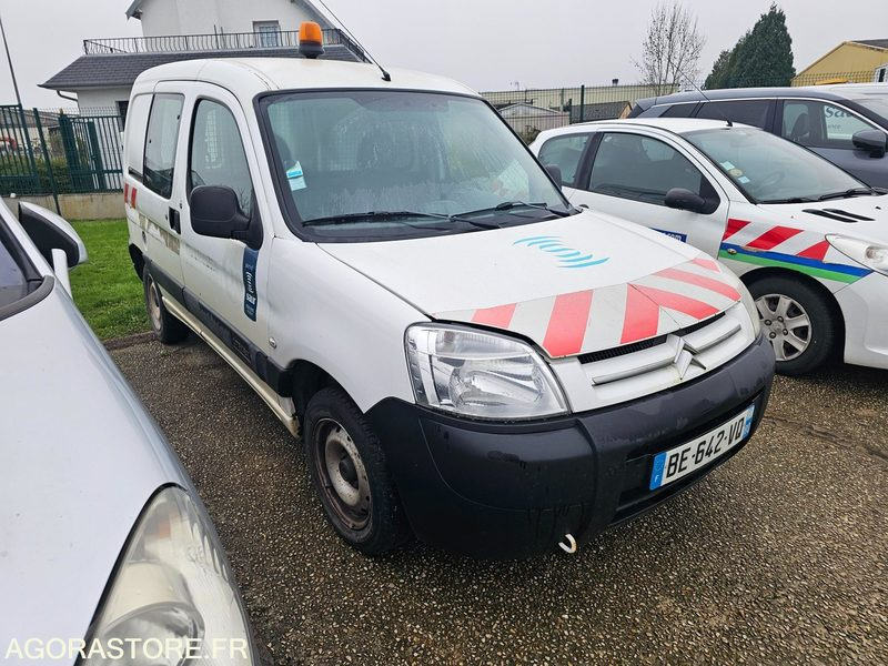 CITROEN BERLINGO - 2010 - 221150KM - BE642VQ - Furgoncino: foto 2 CITROEN BERLINGO - 2010 - 221150KM - BE642VQ - Furgoncino: foto 2