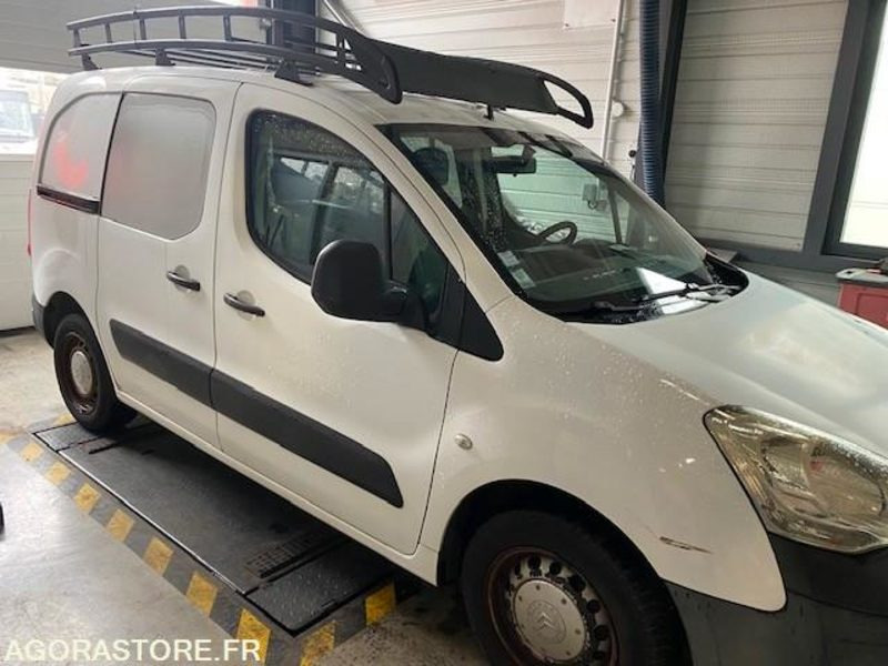 CITROEN BERLINGO (PAR 2507) - Furgoncino: foto 1 CITROEN BERLINGO (PAR 2507) - Furgoncino: foto 1