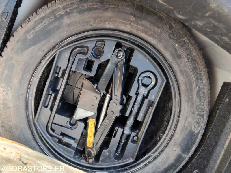 CITROEN C3 II 1.6 HDi 92 cv _ CX-918-XR - Autovettura: foto 5 CITROEN C3 II 1.6 HDi 92 cv _ CX-918-XR - Autovettura: foto 5