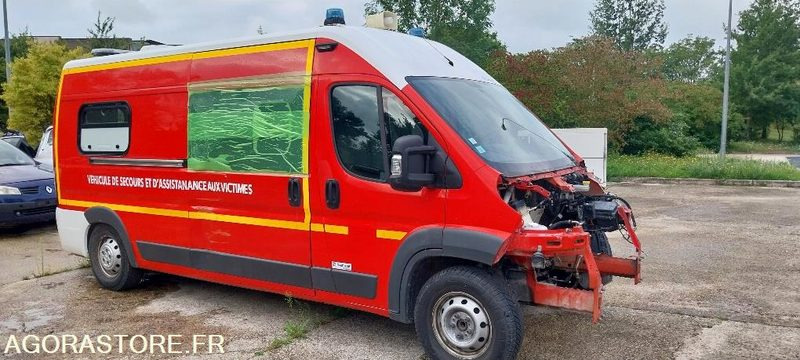 CITROEN JUMPER NON ROULANT - Ambulanza: foto 3 CITROEN JUMPER NON ROULANT - Ambulanza: foto 3