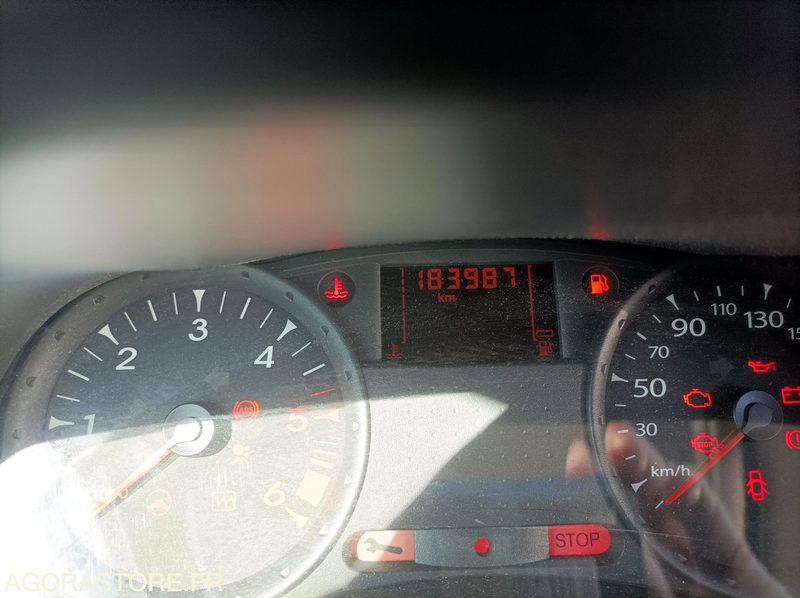 CLIO III 2010 2 places - Autovettura: foto 5 CLIO III 2010 2 places - Autovettura: foto 5