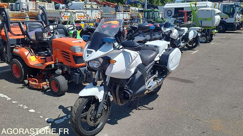 CV 384 MQ - YAMAHA TDM900 - 2013 - 69532KM - Motocicletta: foto 2 CV 384 MQ - YAMAHA TDM900 - 2013 - 69532KM - Motocicletta: foto 2