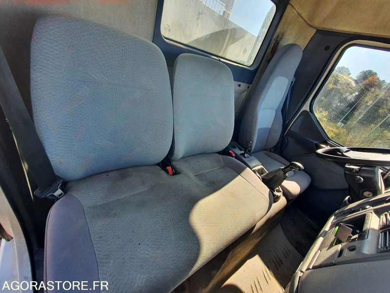 Camion Benne Renault Midlum -2005 - 10T - 250000km - Autocarro ribaltabile: foto 5 Camion Benne Renault Midlum -2005 - 10T - 250000km - Autocarro ribaltabile: foto 5
