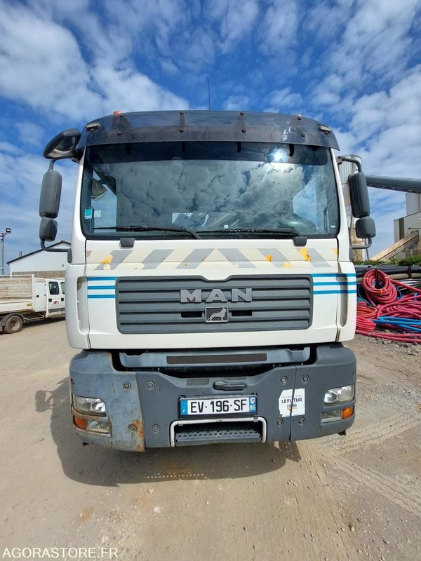 Camion 6x4 Tribenne/Grue - EV-196-SF / 2008 / 354 442 KM - Camion: foto 5 Camion 6x4 Tribenne/Grue - EV-196-SF / 2008 / 354 442 KM - Camion: foto 5