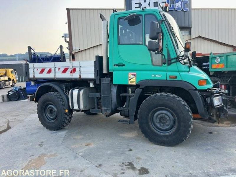 MERCEDES UNIMOG U300C VERSION COMMUNALE 2000 97652 KM - Camion: foto 2 MERCEDES UNIMOG U300C VERSION COMMUNALE 2000 97652 KM - Camion: foto 2