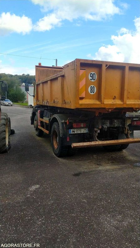 RENAULT 220 DCI - 2005 - 125012kms - Camion: foto 2 RENAULT 220 DCI - 2005 - 125012kms - Camion: foto 2