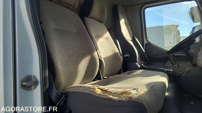 Renault Midlum - 2009 - 89636kms - AC796HH - Camion: foto 4 Renault Midlum - 2009 - 89636kms - AC796HH - Camion: foto 4