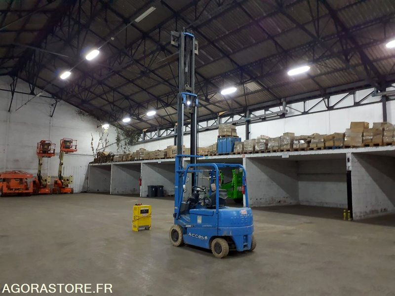 Chariot élévateur ELEC 2.5T Triplex 5,5M NISSAN QO2L25 - Carrello elevatore elettrico: foto 1 Chariot élévateur ELEC 2.5T Triplex 5,5M NISSAN QO2L25 - Carrello elevatore elettrico: foto 1