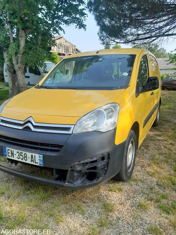 Citroën Berlingo - 2017 - 115000 KM - Furgoncino: foto 1 Citroën Berlingo - 2017 - 115000 KM - Furgoncino: foto 1