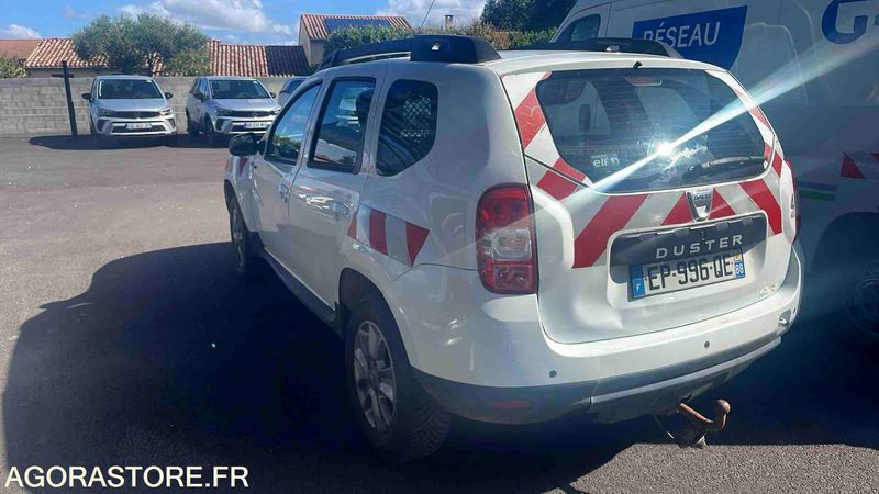 DACIA DUSTER - 2017 - 165790KM - EP996QE - SUV/ Fuoristrada: foto 3 DACIA DUSTER - 2017 - 165790KM - EP996QE - SUV/ Fuoristrada: foto 3