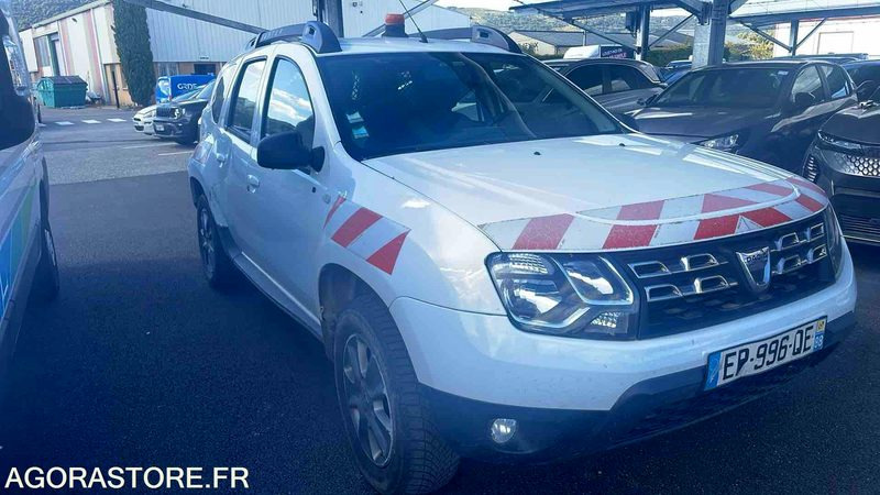 DACIA DUSTER - 2017 - 165790KM - EP996QE - SUV/ Fuoristrada: foto 2 DACIA DUSTER - 2017 - 165790KM - EP996QE - SUV/ Fuoristrada: foto 2