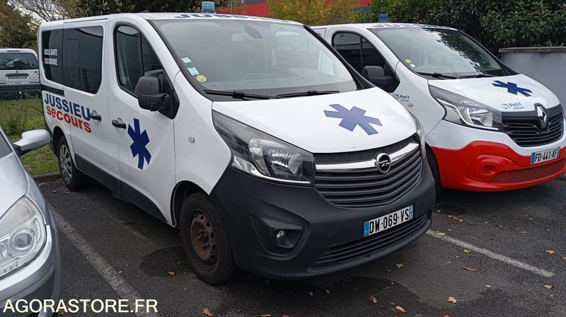DW-069-VS - Non Roulant - OPEL VIVARO - VASP - 328 164 Kms - Ambulanza: foto 1 DW-069-VS - Non Roulant - OPEL VIVARO - VASP - 328 164 Kms - Ambulanza: foto 1