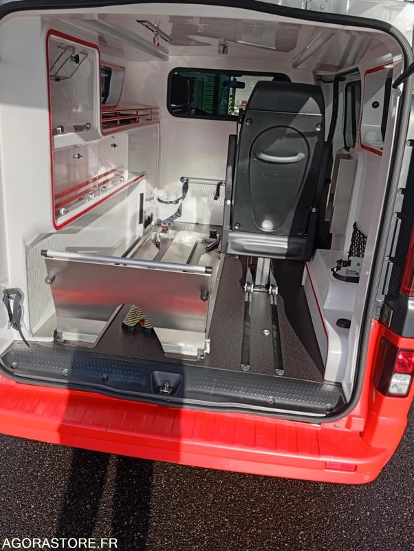 EY-676-MY - Non Roulant - RENAULT TRAFIC - VASP - 321 000 Kms - Ambulanza: foto 5 EY-676-MY - Non Roulant - RENAULT TRAFIC - VASP - 321 000 Kms - Ambulanza: foto 5