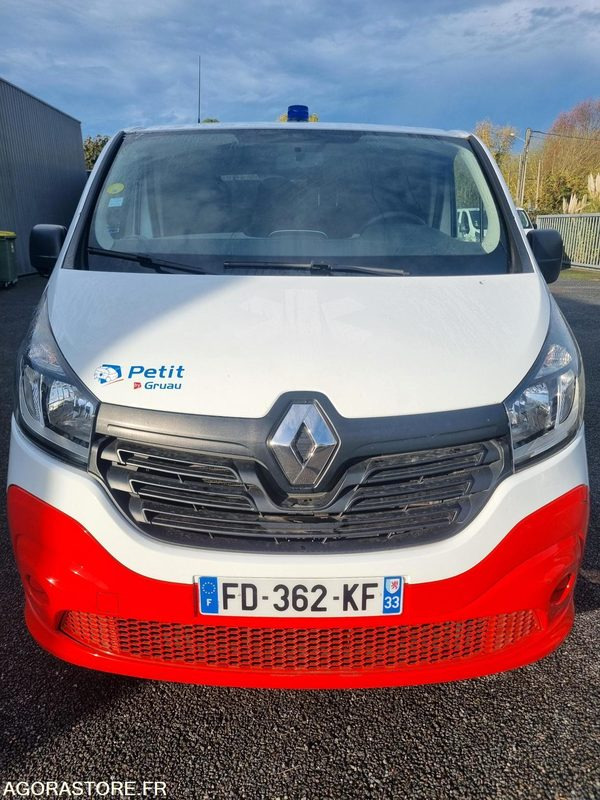 FD-362-KF - Non Roulant - RENAULT TRAFIC III - VASP - 195 000 Kms - Ambulanza: foto 3 FD-362-KF - Non Roulant - RENAULT TRAFIC III - VASP - 195 000 Kms - Ambulanza: foto 3