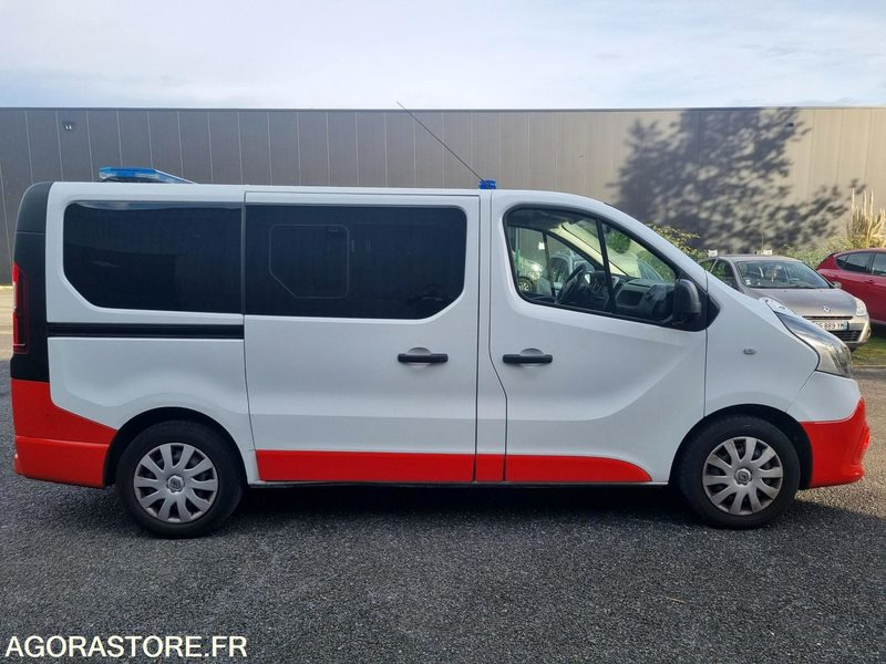FD-362-KF - Non Roulant - RENAULT TRAFIC III - VASP - 195 000 Kms - Ambulanza: foto 1 FD-362-KF - Non Roulant - RENAULT TRAFIC III - VASP - 195 000 Kms - Ambulanza: foto 1