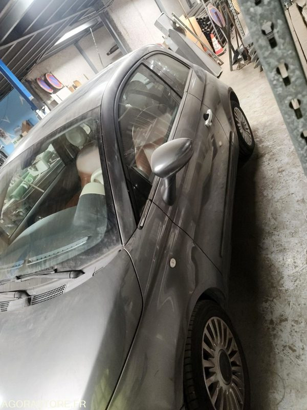 FIAT 500 - Autovettura: foto 2 FIAT 500 - Autovettura: foto 2