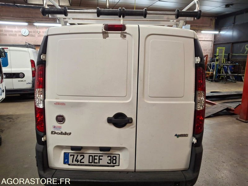 FIAT DOBLO CARGO GNV - Furgoncino: foto 4 FIAT DOBLO CARGO GNV - Furgoncino: foto 4
