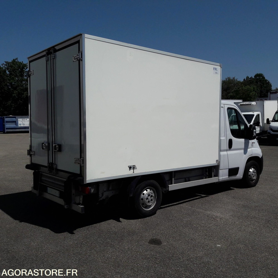 FIAT DUCATO CHASSIS CABINE- 2019- 89333KM - Furgone chiuso: foto 4 FIAT DUCATO CHASSIS CABINE- 2019- 89333KM - Furgone chiuso: foto 4