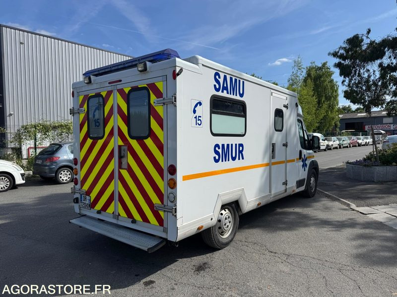 FIAT DUCATO SAMU / AMBULANCE - 2009 - 240 000 KM - Ambulanza: foto 3 FIAT DUCATO SAMU / AMBULANCE - 2009 - 240 000 KM - Ambulanza: foto 3