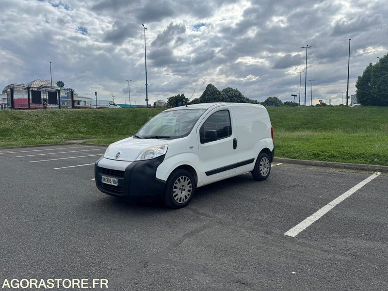 FIAT FIORINO 140 000 KM ANNÉE 2015 - Furgoncino: foto 2 FIAT FIORINO 140 000 KM ANNÉE 2015 - Furgoncino: foto 2