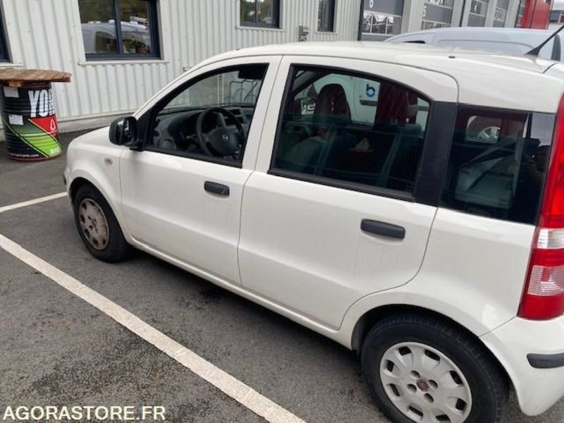 FIAT PANDA ESSENCE (PAR 1427) - Autovettura: foto 3 FIAT PANDA ESSENCE (PAR 1427) - Autovettura: foto 3