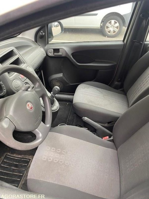 FIAT PANDA ESSENCE (PAR 1427) - Autovettura: foto 5 FIAT PANDA ESSENCE (PAR 1427) - Autovettura: foto 5