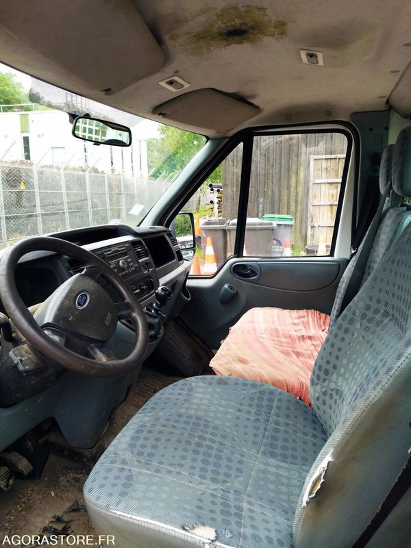 FORD TRANSIT BENNE SIMPLE CABINE DE 2006 - Furgone ribaltabile: foto 5 FORD TRANSIT BENNE SIMPLE CABINE DE 2006 - Furgone ribaltabile: foto 5