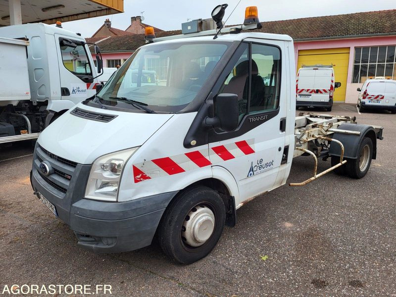 FORD transit avec système ampirol (sans contrôle technique) - Furgone ribaltabile: foto 2 FORD transit avec système ampirol (sans contrôle technique) - Furgone ribaltabile: foto 2