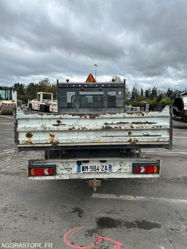 Leasing di FOURGON RENAULT MASTER BENNE - 3 PLACES - 2014 / 207 458 KM (00947-M23950) FOURGON RENAULT MASTER BENNE - 3 PLACES - 2014 / 207 458 KM (00947-M23950): foto 6 Leasing di FOURGON RENAULT MASTER BENNE - 3 PLACES - 2014 / 207 458 KM (00947-M23950) FOURGON RENAULT MASTER BENNE - 3 PLACES - 2014 / 207 458 KM (00947-M23950): foto 6