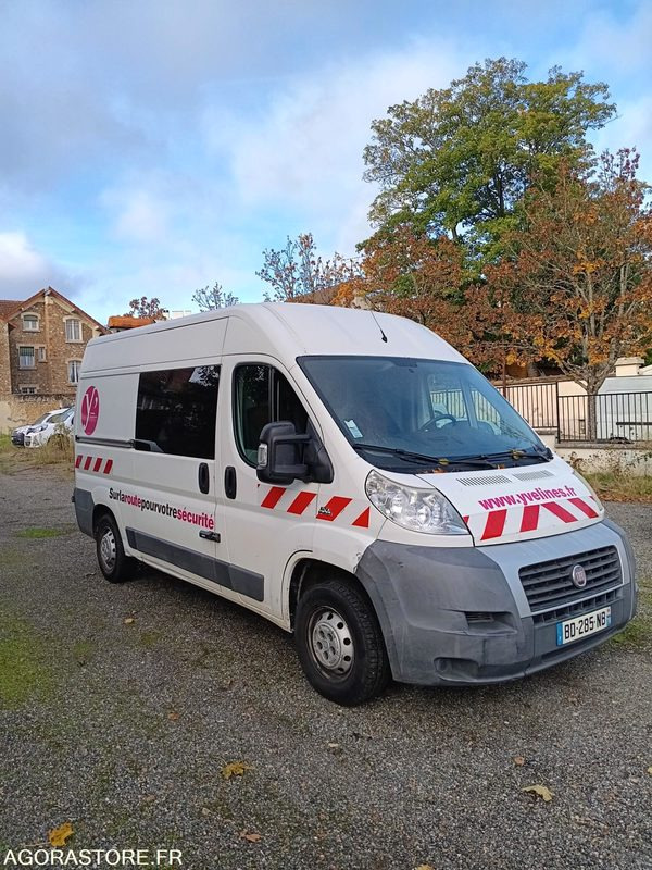 Fiat Ducato - 132 793 Kms - 2010 - Furgone chiuso: foto 3 Fiat Ducato - 132 793 Kms - 2010 - Furgone chiuso: foto 3