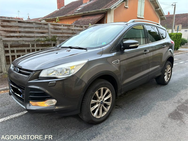 Ford Kuga 2.0l Tdci Powershift 4x4 - 2016 - 270 000km - Autovettura: foto 3 Ford Kuga 2.0l Tdci Powershift 4x4 - 2016 - 270 000km - Autovettura: foto 3