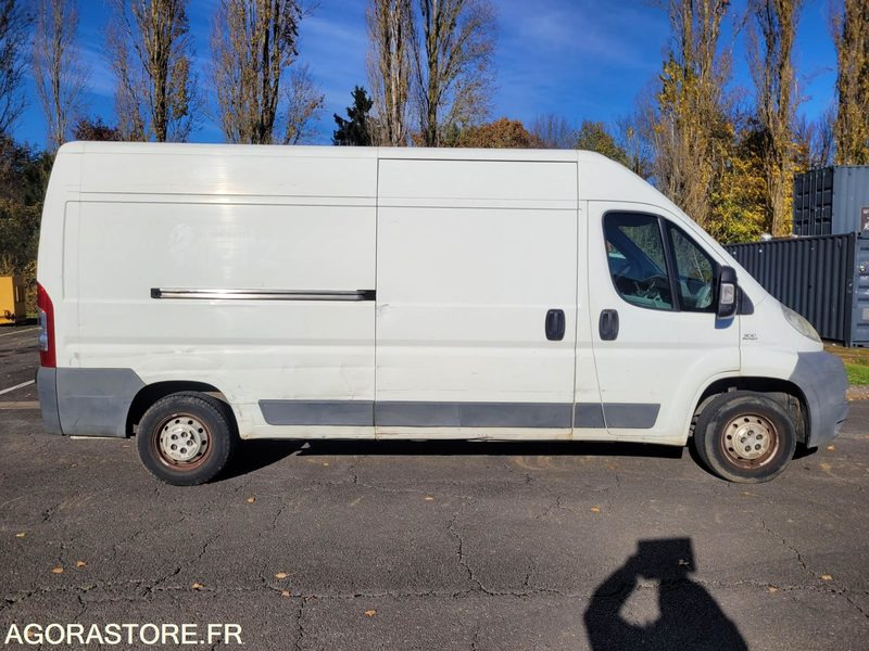 FIAT DUCATO DIESEL - AJ-836-BC - VIN ZFA25000001713110 - Furgone: foto 4 FIAT DUCATO DIESEL - AJ-836-BC - VIN ZFA25000001713110 - Furgone: foto 4