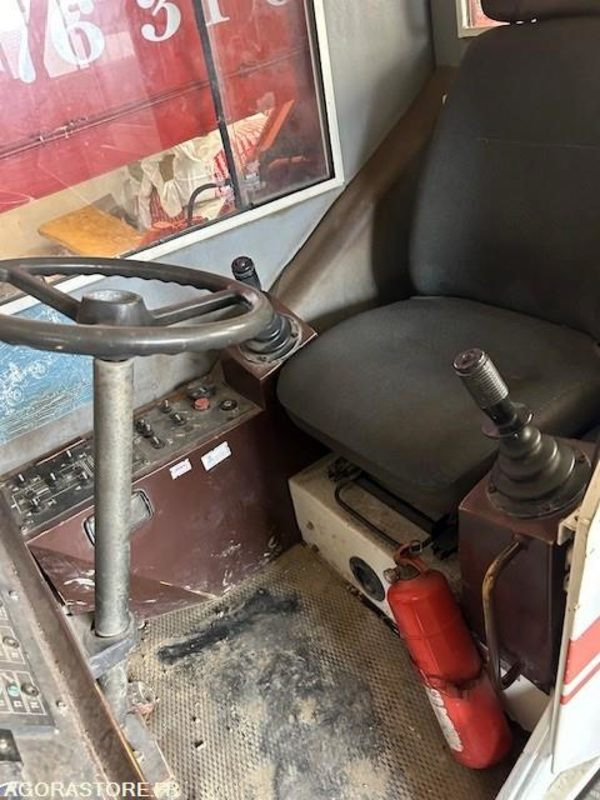 GRUE MOBILE PPM 280 ATT - 1991 - 8960 HEURES - Autogru: foto 1 GRUE MOBILE PPM 280 ATT - 1991 - 8960 HEURES - Autogru: foto 1