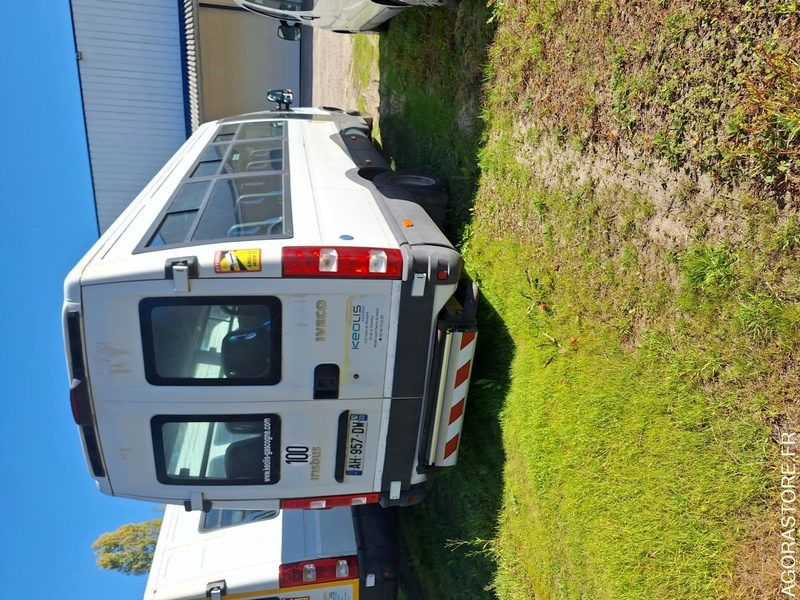 IVECO BUS DAILY N°092063 - Minibus, Pulmino: foto 3 IVECO BUS DAILY N°092063 - Minibus, Pulmino: foto 3