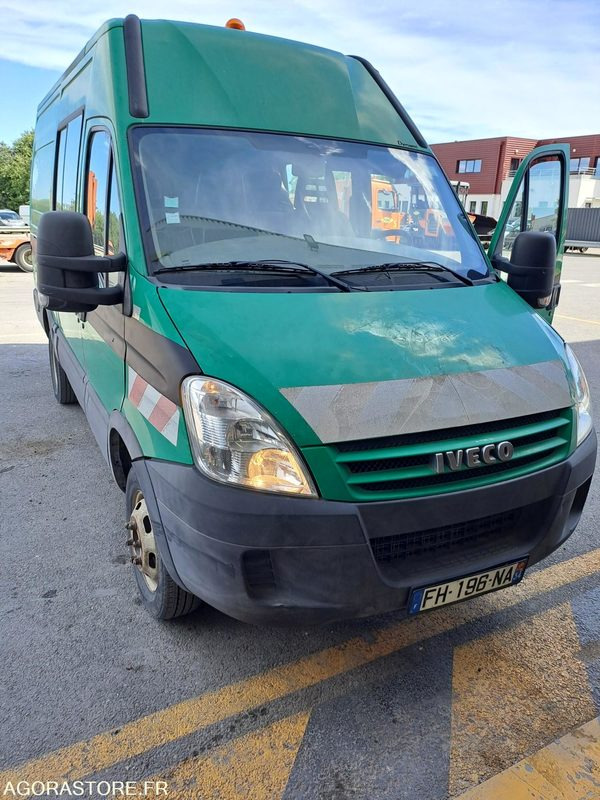 IVECO Daily 35C12 - 2008 - 168450 KM - P1507313 - Furgone chiuso: foto 1 IVECO Daily 35C12 - 2008 - 168450 KM - P1507313 - Furgone chiuso: foto 1