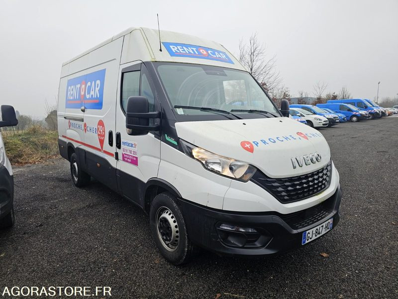 Iveco daily 35S14 - 2022 - 8815 Kms - Furgone chiuso: foto 2 Iveco daily 35S14 - 2022 - 8815 Kms - Furgone chiuso: foto 2