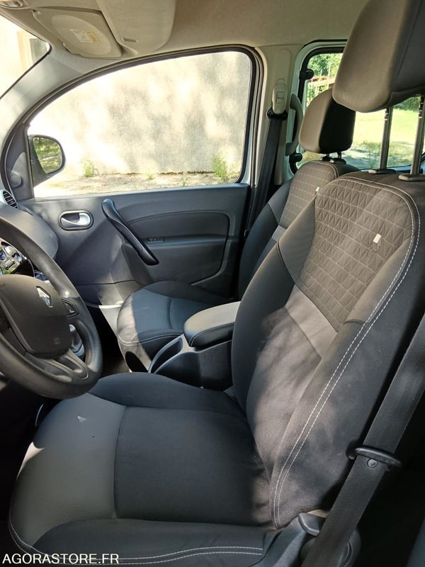 Kangoo 1.5 DCI - Autovettura: foto 4 Kangoo 1.5 DCI - Autovettura: foto 4