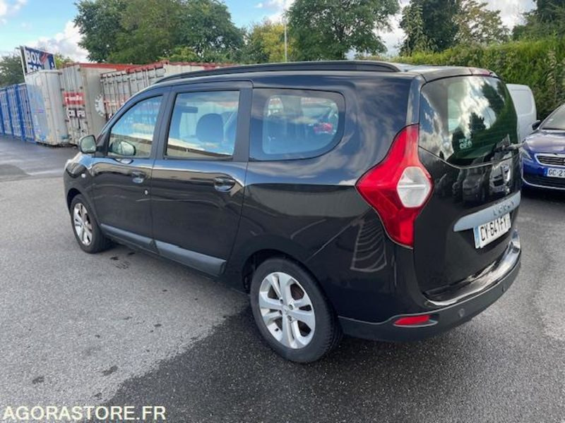 LODGY PRESTIGE 5PLACES 1.2Tce 115cv . 09/2013 . 161100 km - Autovettura: foto 2 LODGY PRESTIGE 5PLACES 1.2Tce 115cv . 09/2013 . 161100 km - Autovettura: foto 2