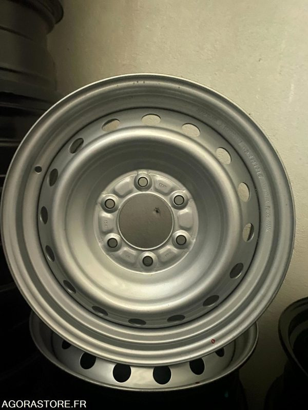 LOT DE 56 JANTES TOLE POUR FORD RANGER 17 POUCES R1-1974 - Attrezzo/ Attrezzature: foto 1 LOT DE 56 JANTES TOLE POUR FORD RANGER 17 POUCES R1-1974 - Attrezzo/ Attrezzature: foto 1